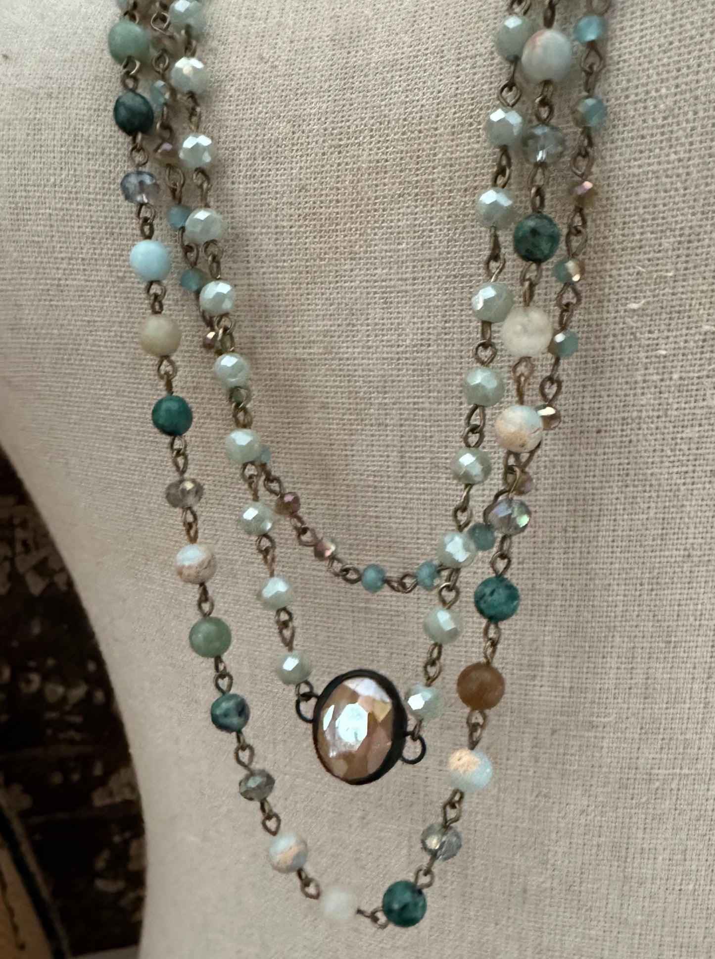 Peyson faceted multi-stand necklace. Turquise & Pink