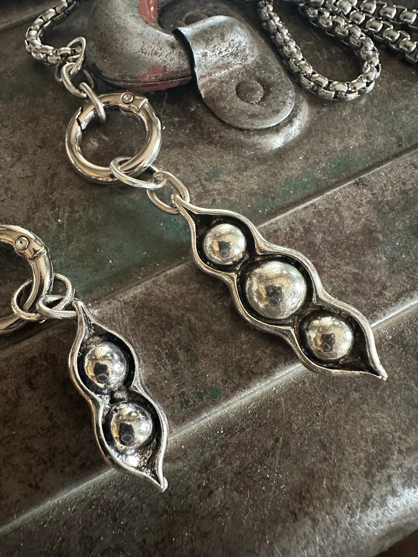 Pea pods of Love - Silver Smith Collection