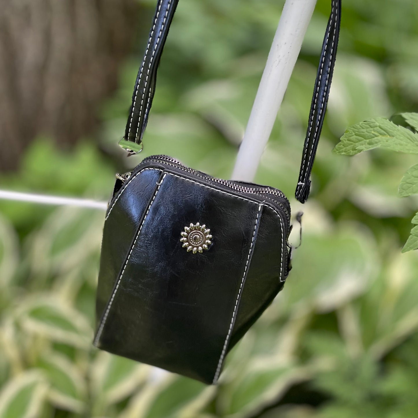 Cassandra Vegan Leather Bag/Black.