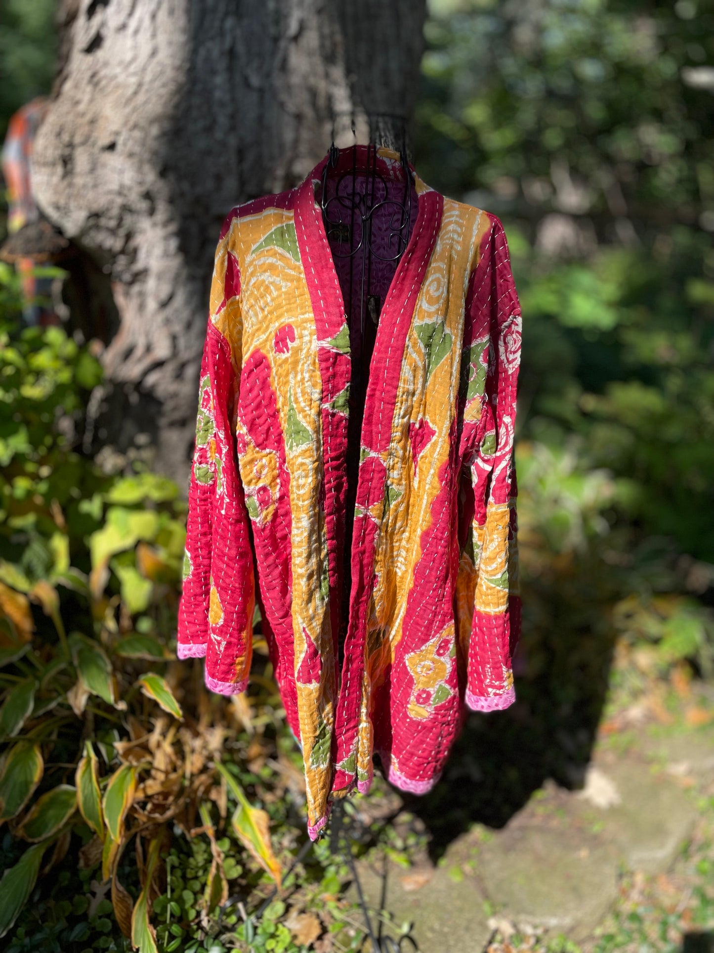 Wanderer Reversible Kantha Robe - Pink Red