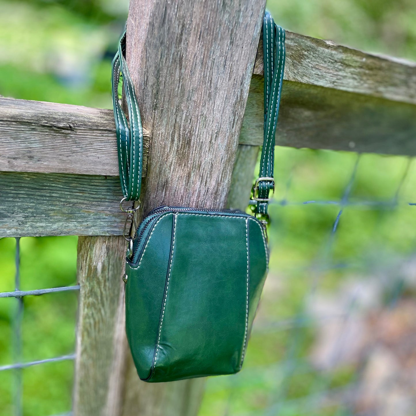 Cassandra Vegan Leather Bag/Green.