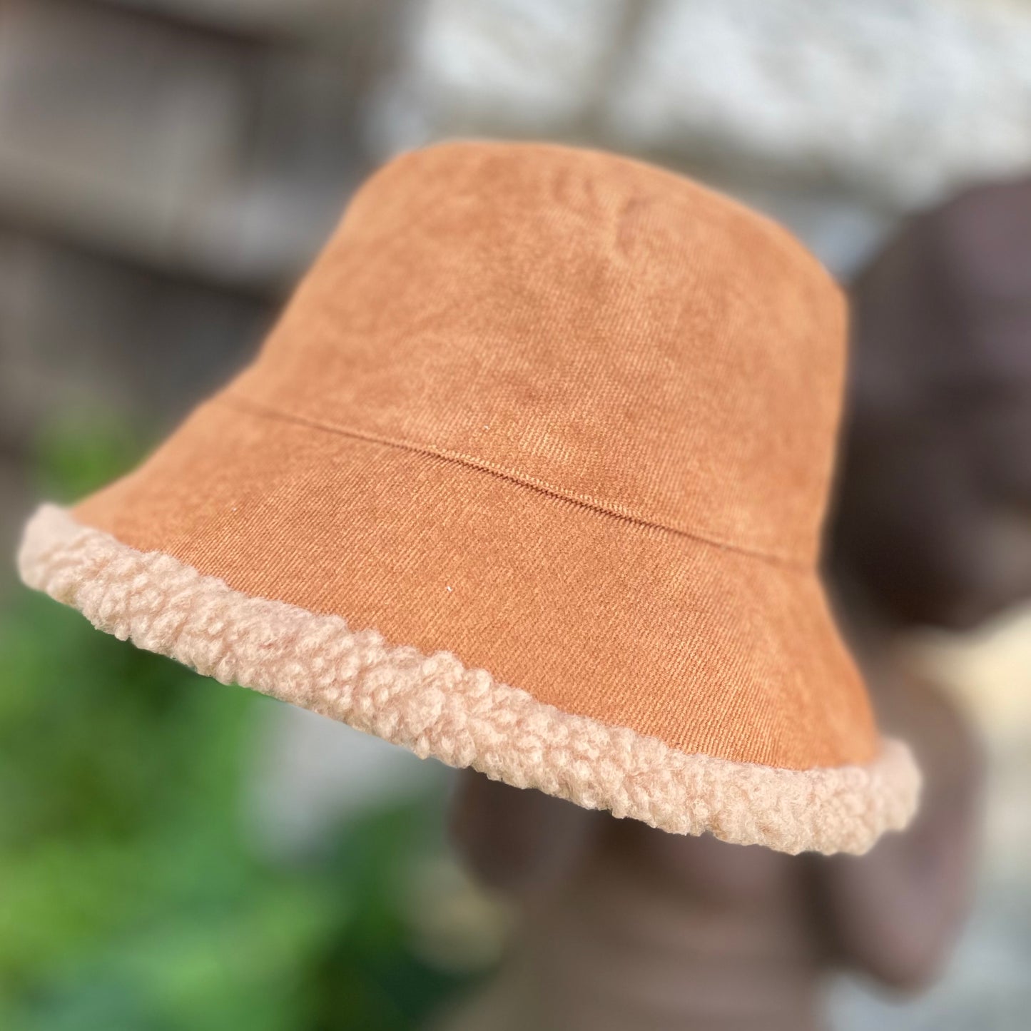 Foxy Sherpa Reversible Bucket Hat. Rust.