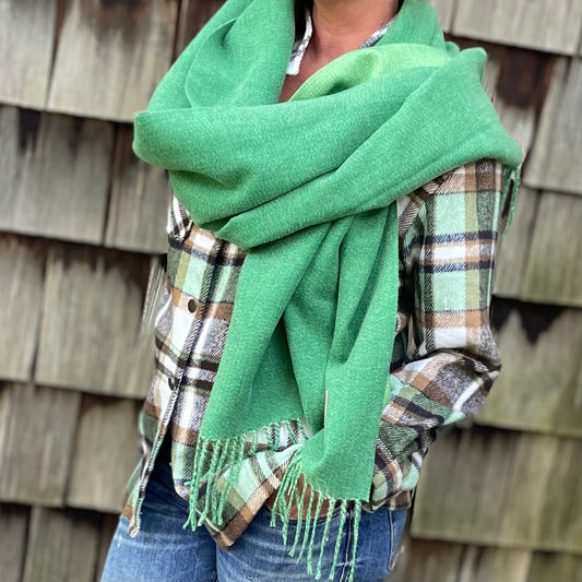 Chloe Cashmere Blanket Scarf. Green