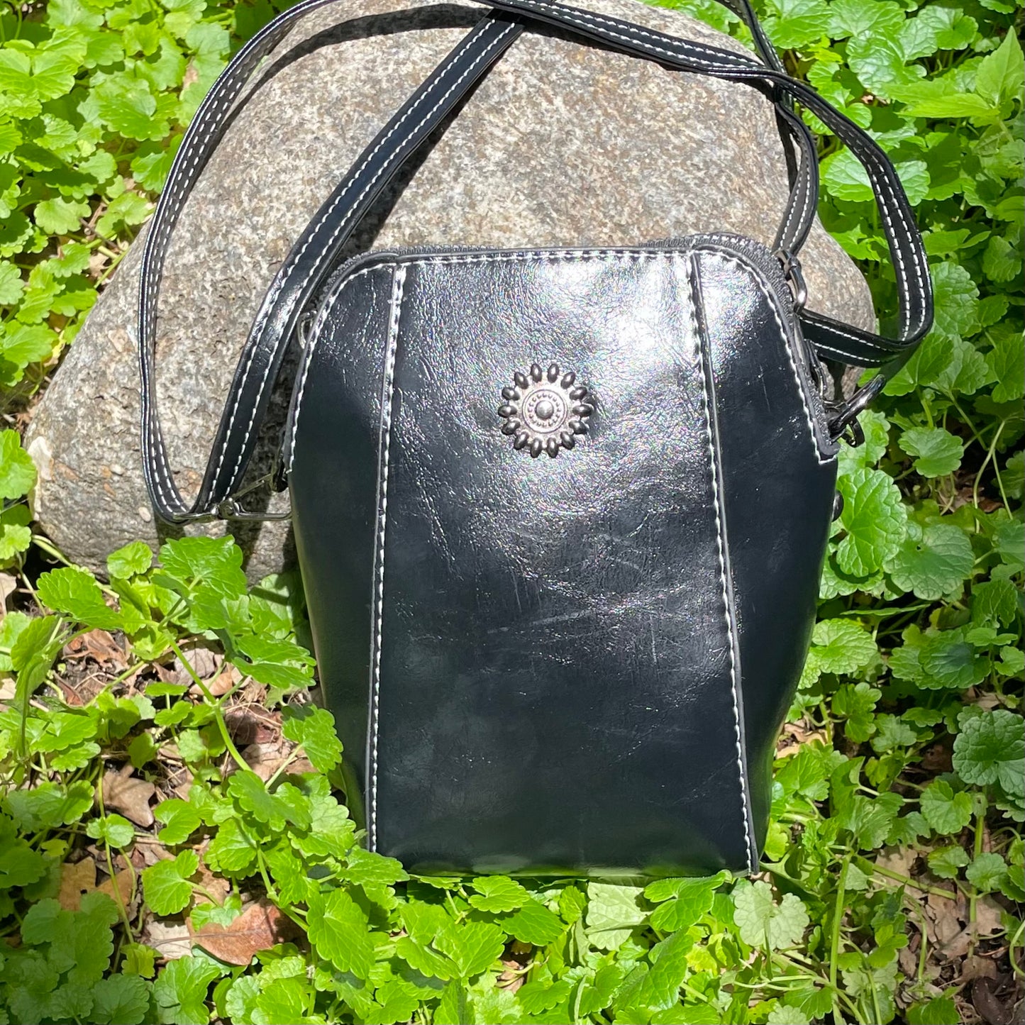 Cassandra Vegan Leather Bag/Black.