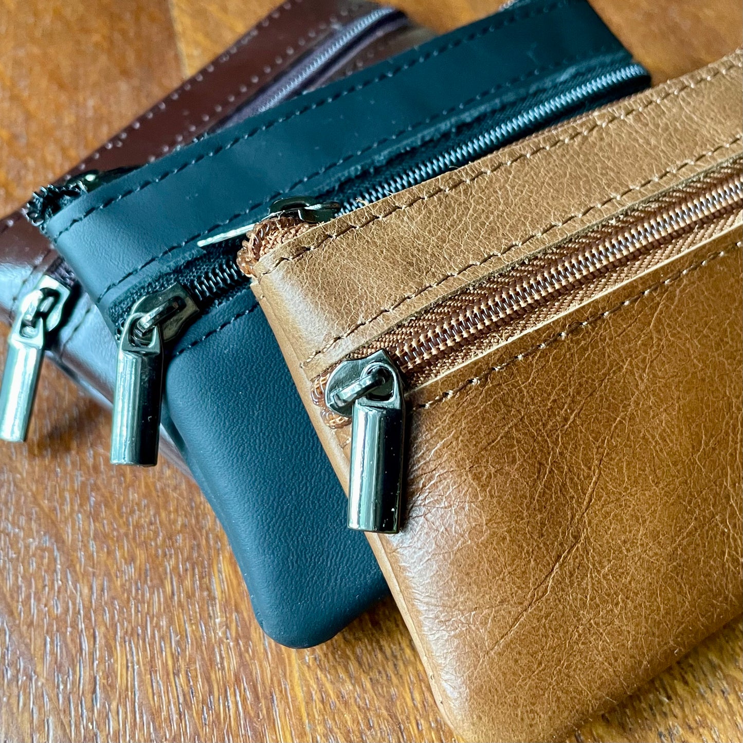 Mini Leather Coin Purse/Wallet Key Chain.