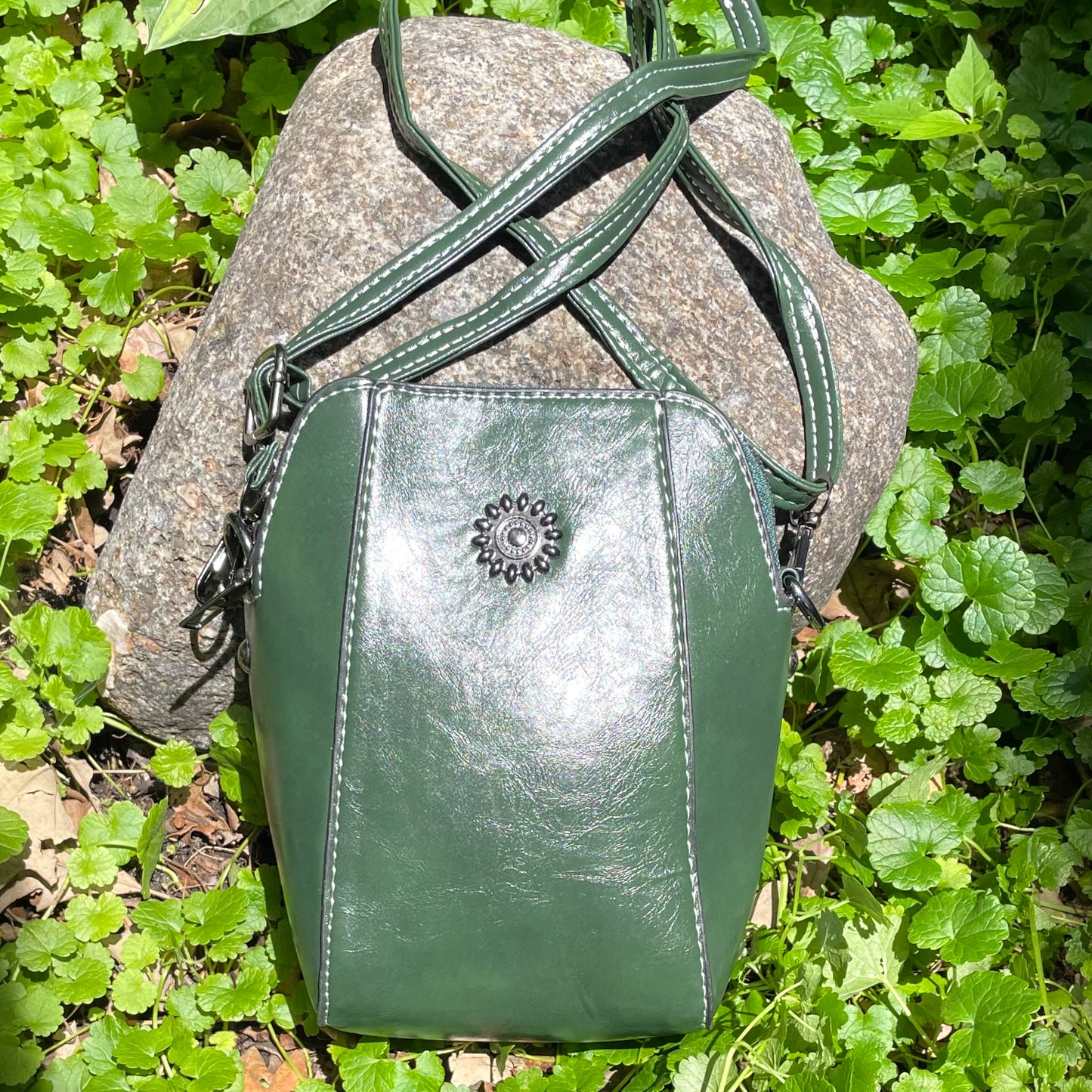 Cassandra Vegan Leather Bag/Green.