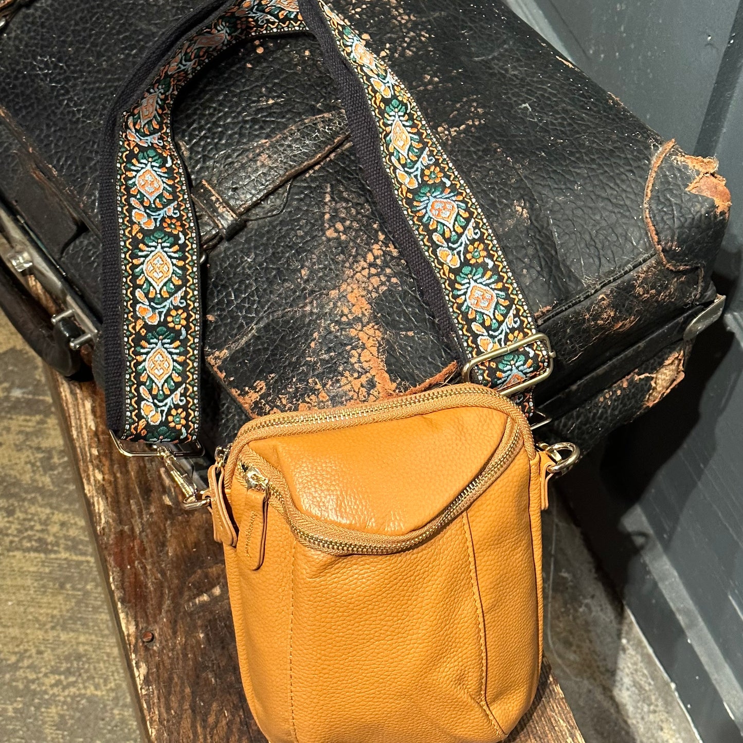 Freedom Crossbody Bag - Rust