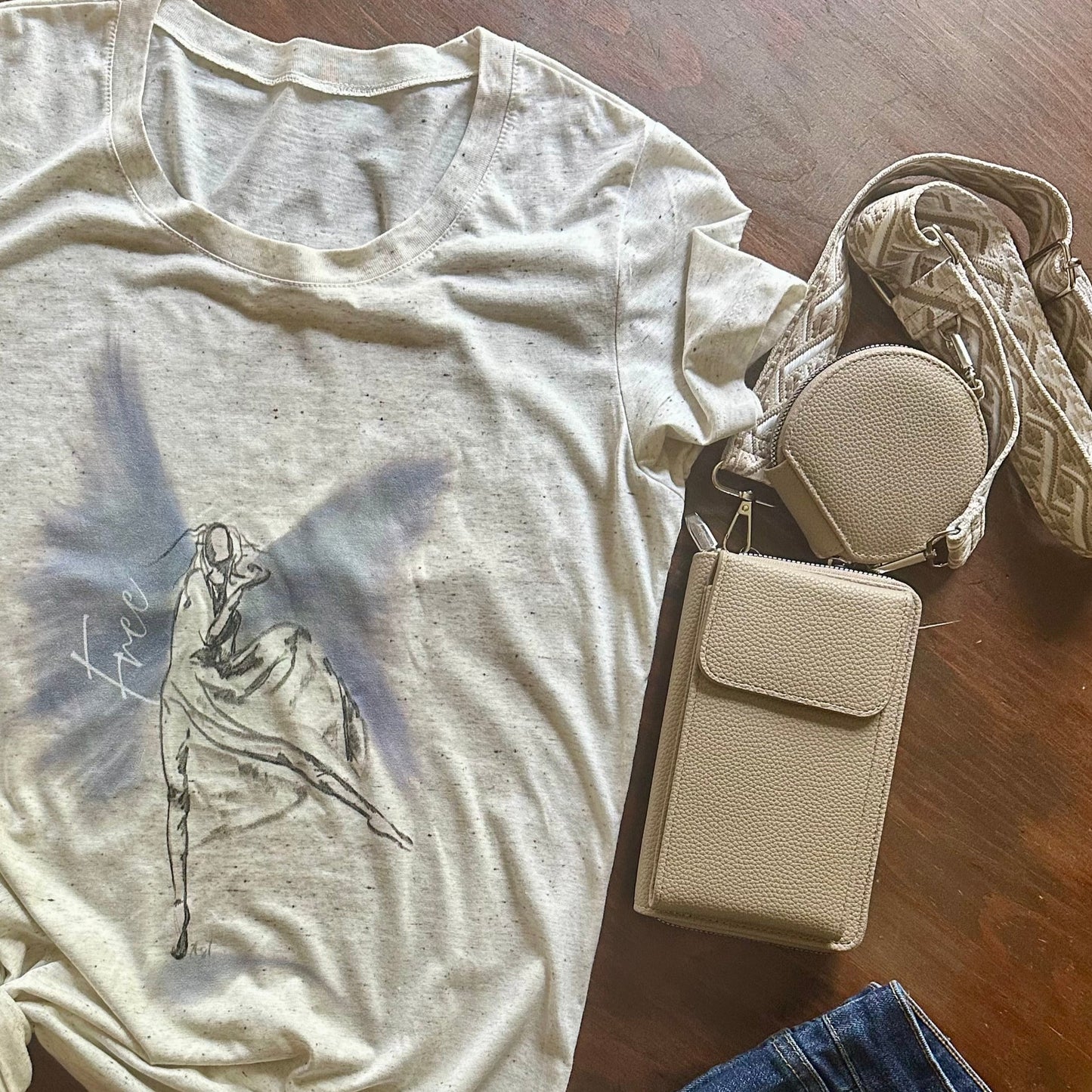 Angel of Freedom T-shirt - Oatmeal