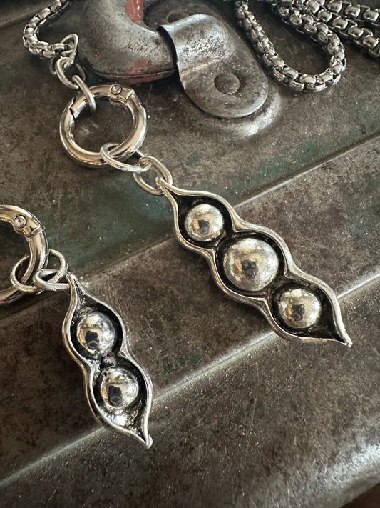 Pea pods of  Love - Silver Smith Collection