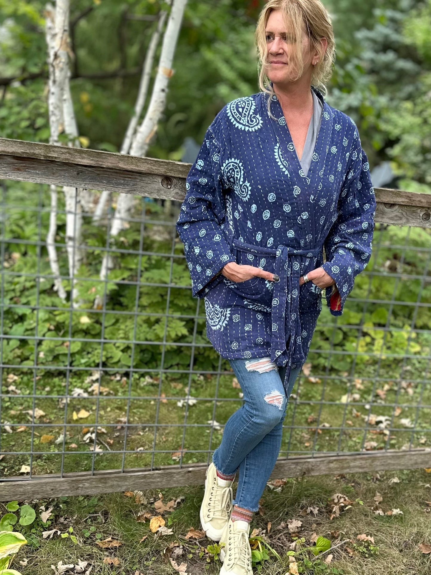 Wanderer Reversible Kantha Robe - Blue